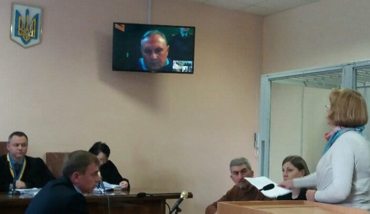 Суд не смог провести заседание по делу Ефремова о "диктаторских законах" из-за бронхита его сообщника Стояна. ФОТО