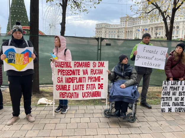 У Румунії українські протестувальники вимагали вирішити проблему виплат біженцям 01