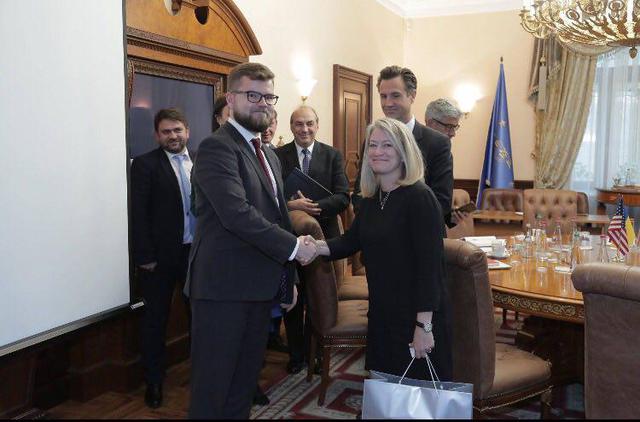 Кравцов: Укрзалізниця отримує потужних інвесторів зі США 02 Кравцов: Укрзалізниця отримує потужних інвесторів зі США 02