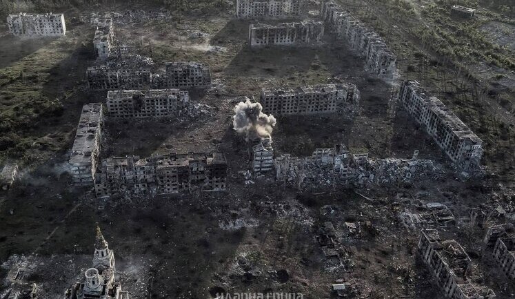 Russians are not advancing near Chasiv Yar, but control most of Krasnohorivka - British intelligence
