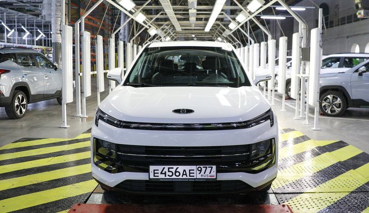 Росія перейшла на складання застарілих китайських автомобілів після виходу з країни західних брендів