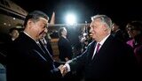 Лідер Китаю Сі Цзіньпін та прем’єр Угорщини Віктор Орбан 8 травня 2024 року