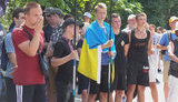Противники "КиївПрайду" почали на його маршруті молитовне стояння. ВІДЕО+ФОТОрепортаж