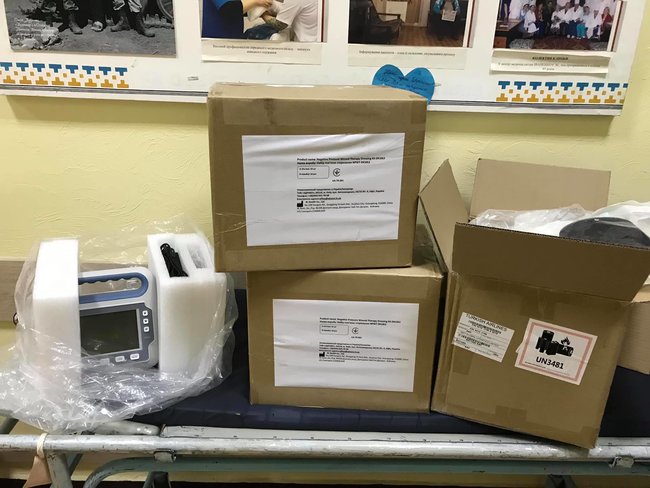 Завдяки допомозі громадян Київському військовому госпіталю купили апарат для відкачування гною, витратні матеріали та ліки 02 Завдяки допомозі громадян Київському військовому госпіталю купили апарат для відкачування гною, витратні матеріали та ліки 02