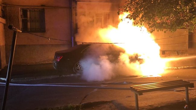 Автомобіль депутата міськради Стельмащука підпалили вночі в Рівному 01