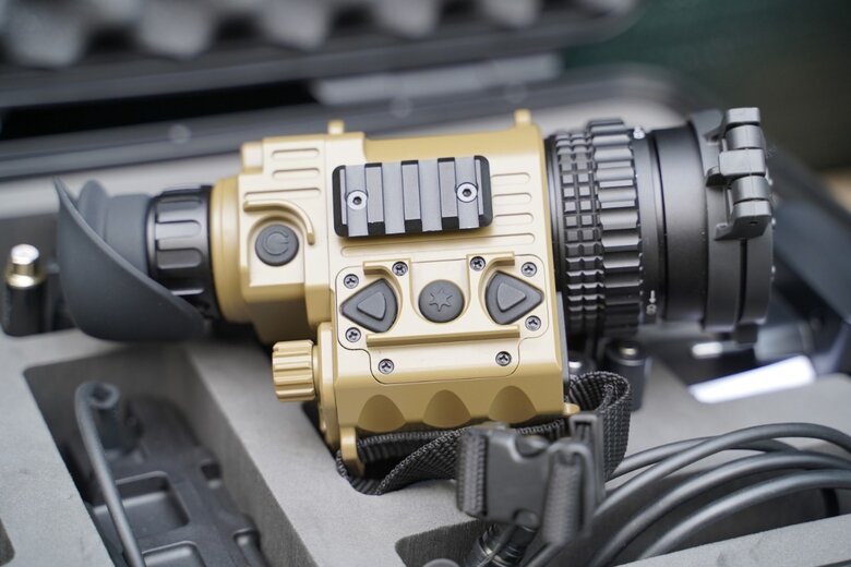 Метінвест придбав для воїнів Азову партію авто та обладнання на 40 млн грн 03 Метінвест придбав для воїнів Азову партію авто та обладнання на 40 млн грн 03