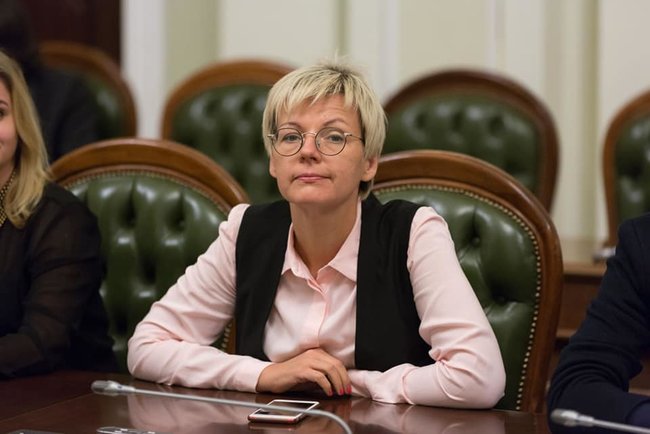 Слуга народу Тетяна Циба: Нині в Україні - колосальний розгул демократії. Безпрецедентно величезна кількість вкидань в український інформаційний простір 01