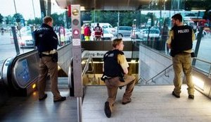 10 people killed, 16 injured in Munich shootout; shooter committed suicide