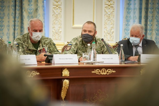 Зеленский обсудил законопроекты о резервистах с самими резервистами 04
