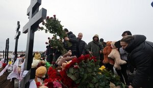 "Пусть сгорит вся Россия, как сгорели мои дети!" - мать на похоронах сына и трех внуков, убитых российским беспилотником. ФОТОрепортаж