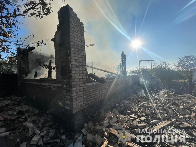 Россияне обстреляли Донетчину авиационными ракетами, Ураганами и Градами с зажигательными элементами, - Нацполиция 04