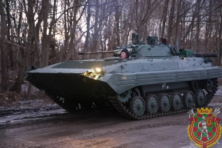 Россия перебрасывает войска в Беларусь 08