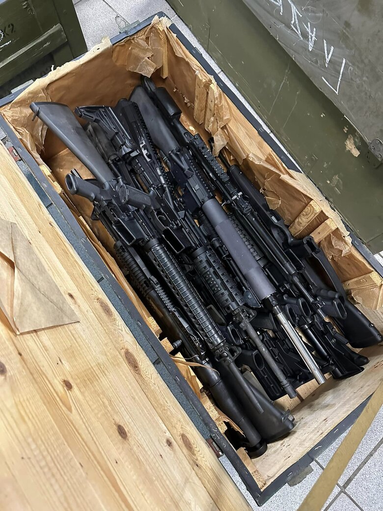 National Police receives 531 confiscated weapons from US 04