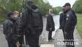 Под машиной львовского бизнесмена сработало взрывное устройство - авто повреждено, пострадавших нет, - Нацполиция. ФОТОрепортаж