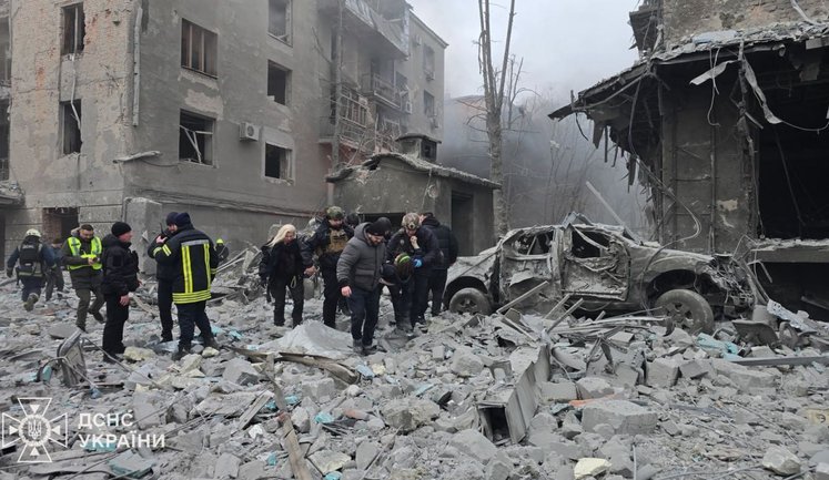 До пяти человек возросло число погибших в результате удара РФ по Харькову 2 января