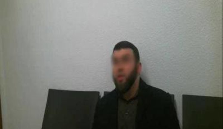 В аэропорту "Киев" не впустили в страну приверженца сепаратистов, угрожавшего расправой над украинцами. ФОТО