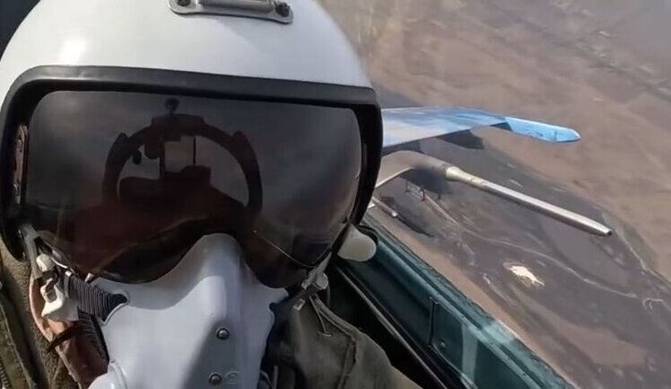 Combat flight of pilot of 39th Tactical Aviation Brigade on a Su-27 aircraft. VIDEO