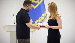 Зеленский наградил врачей "Охматдета", спасавших детей из-под завалов после атаки РФ. ФОТОрепортаж