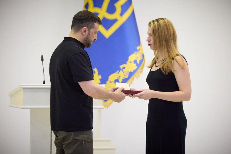 Зеленський нагородив лікарів 