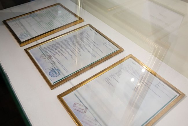 Порошенко открыл в Музее Гончара выставку 43 картин из семейной коллекции, из-за которых его вызвали в ГБР: Пытались оболгать меня в своих видосиках - у вас не получилось 04