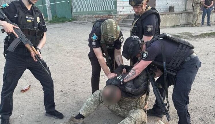 Військовослужбовець на Сумщині взяв у заручники водія та вимагав відвезти його до Києва, - Нацполіція. ФОТО