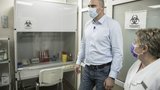 Ми збільшимо доплати медикам в Києві до 5 тис. грн, - Кличко