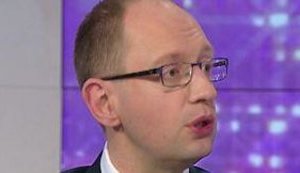 Яценюк: Я согласен с Президентом. Он тоже недоволен правительством, властью и собой. ВИДЕО.