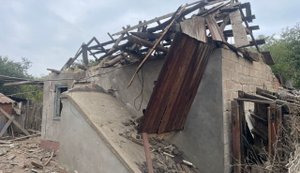 Окупанти атакували Нікопольщину та Кривий Ріг: пошкоджено будинки, заклади освіти та підприємства. ФОТОрепортаж