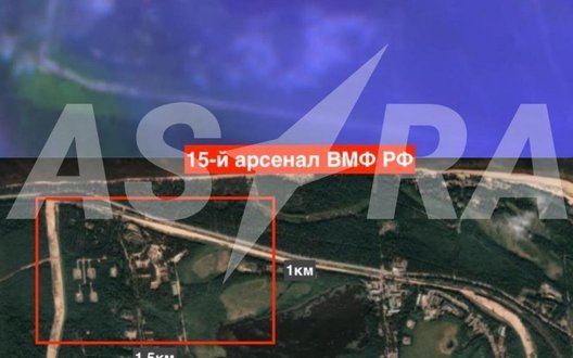 У Ленінградській області РФ досі горить арсенал ВМФ, пожежу 