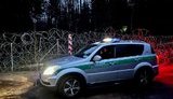 Мігранти форсували кордон Польщі за підтримки білоруських військових, які сліпили прикордонників лазерами та стробоскопом. ВIДЕО