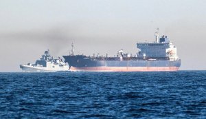 Великобритания боится задерживать нефтяные суда россиян