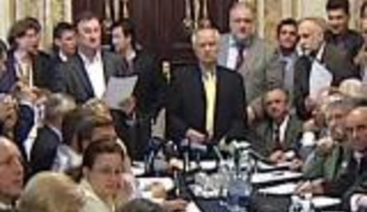 Участники учредительного собрания Комитета защиты Украины потребовали расовой чистоты руководства. ВИДЕО.
