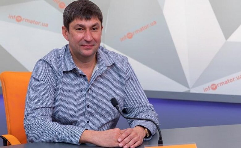 Александр Плахотник