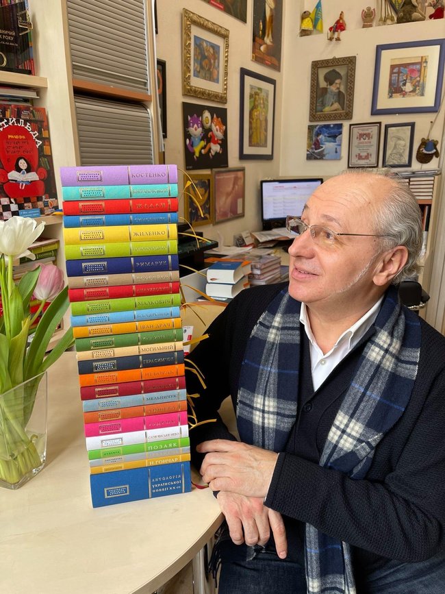 Засновник видавництва А-ба-ба-га-ла-ма-га Іван Малкович: Результати виборів 2019 року я сприйняв як особисту поразку. Переважну більшість молоді виховав 95-ий квартал, а не наші книжки 05 Засновник видавництва А-ба-ба-га-ла-ма-га Іван Малкович: Результати виборів 2019 року я сприйняв як особисту поразку. Переважну більшість молоді виховав 95-ий квартал, а не наші книжки 05