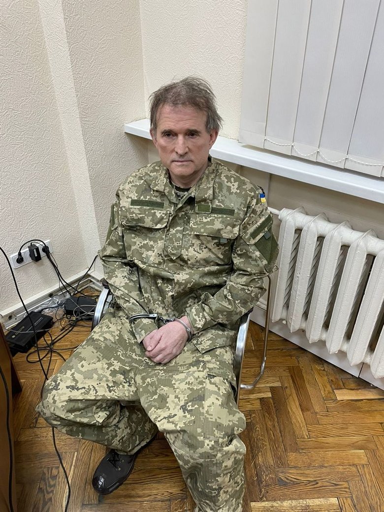 Medvedchuk is arrested 01