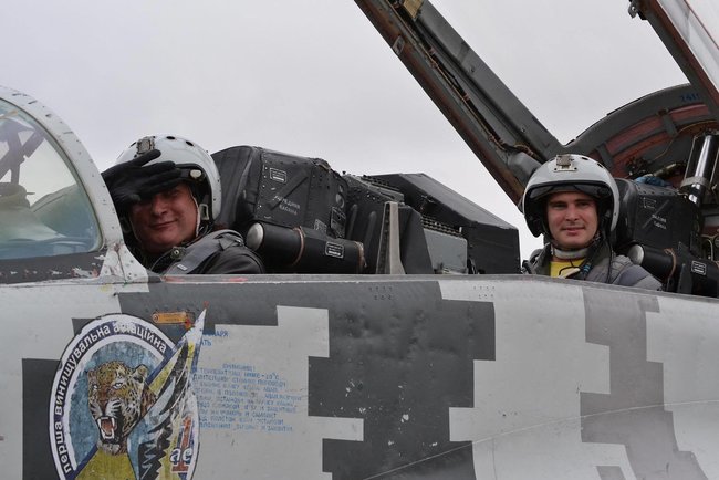 Clear Sky-2018 drills: pilots practiced airstrikes, interception 16