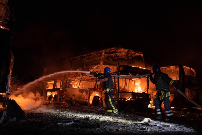 Ліквідація наслідків ворожої атаки на Київ 01