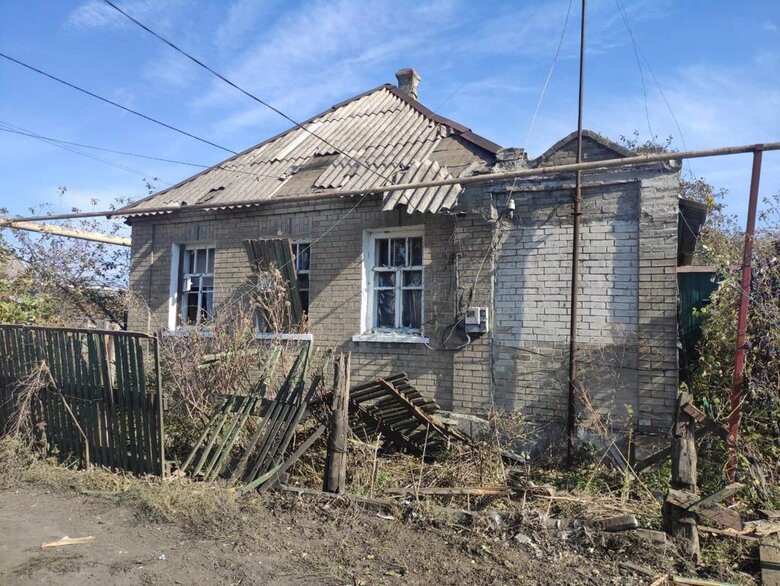 Avdiivka subjected to massive artillery shelling 06