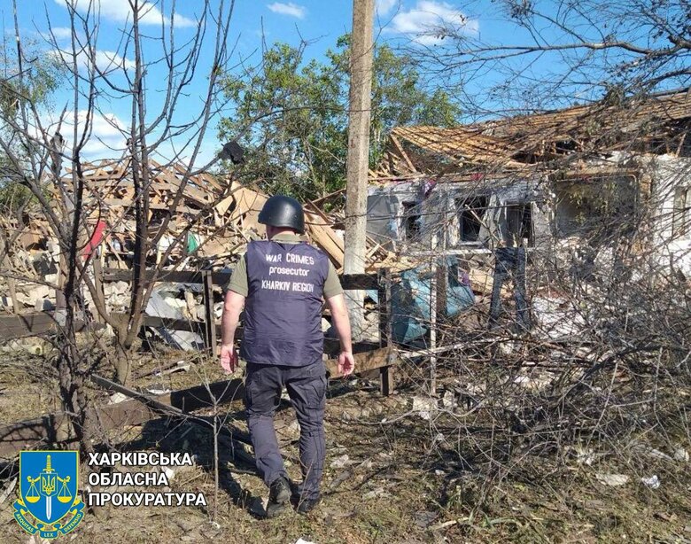 Окупанти завдали авіаудару по Глушківці на Харківщині. Загинула жінка
