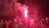 "Нацкорпус" и "Нацдружины" забросали дом Медведчука петардами и файерами. ВИДЕО+ФОТОрепортаж