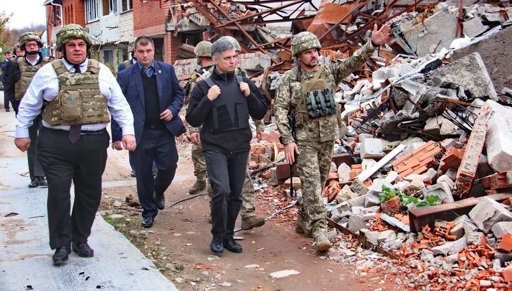 Глава МЗС Литви Лінкявічюс відвідав прифронтове Широкине, - пресцентр ООС. ФОТОрепортаж