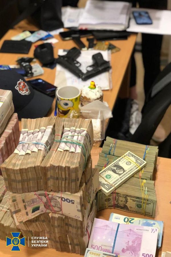 Ликвидирован канал финансирования агентуры РФ в Украине, нейтрализована группировка, действовавшая в интересах спецслужб агрессора, - СБУ 01 Ликвидирован канал финансирования агентуры РФ в Украине, нейтрализована группировка, действовавшая в интересах спецслужб агрессора, - СБУ 01