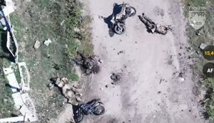 Двое штурмовиков "Скелі" уничтожили восьмерых оккупантов в Новоторецке на Донетчине. ВИДЕО