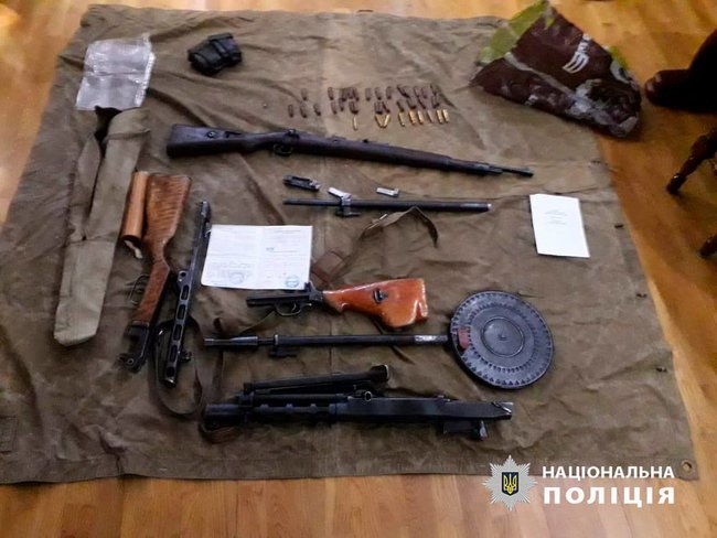 В Харькове у трех нелегальных коллекционеров изъят арсенал оружия, - Нацполиция 06