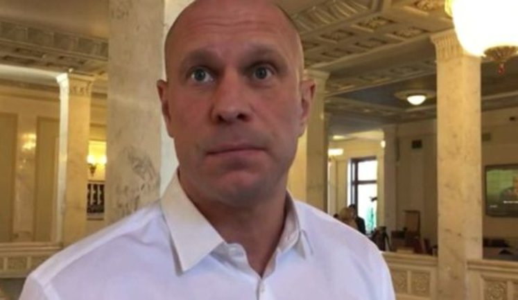"Це бардак і лайно. Я вже готуюся до нової історії України, в якій ми будемо владою", - нардеп ОПЗЖ Кива про відставку Разумкова. ВIДЕО