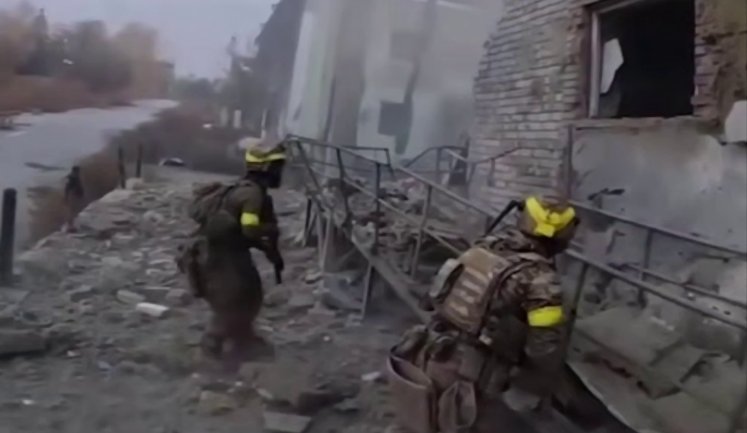 Фрагмент зачистки російської штурмової групи бійцями ССО у Куп’янську. ВIДЕО