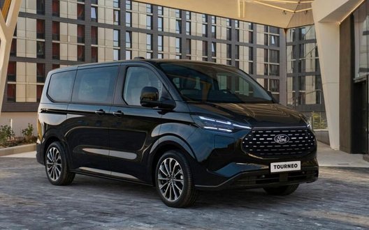 Державне бюро розслідувань за 3,7 мільйона замовило мінівен Ford у найвищій комплектації