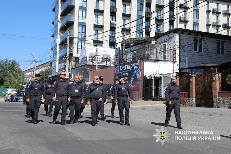 В Умань прибыли израильские полицейские