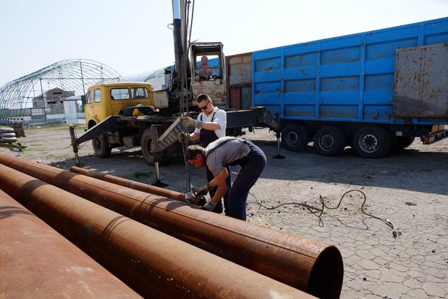 Розпочато будівництво нового газопроводу в Авдіївку, - Жебрівський 06