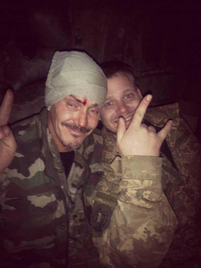 Штурм блокпоста, сухе голодування і полонені бойовики: яким був Дмитро Суровий 09